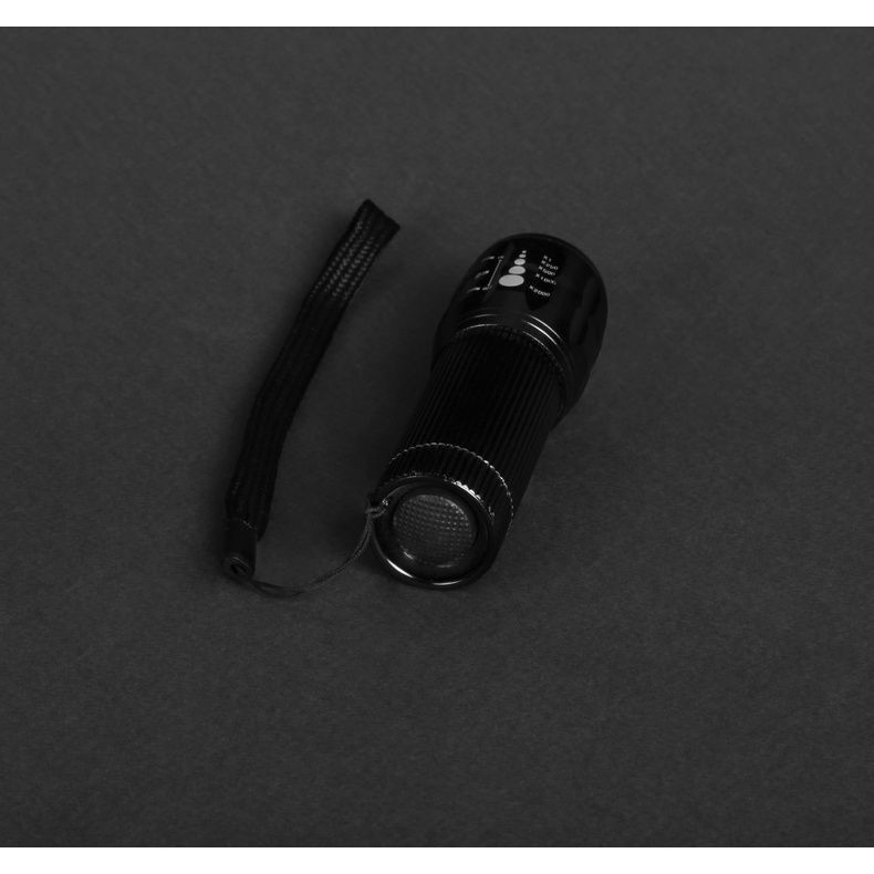 Фонарик Discover Rey, Черный, 3W XPE LED, 3 x AAA 9203-08 фото